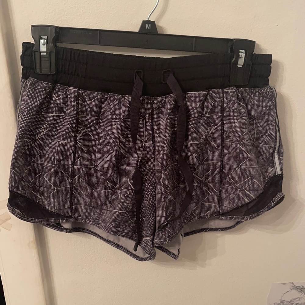 Lululemon hotty hot shorts